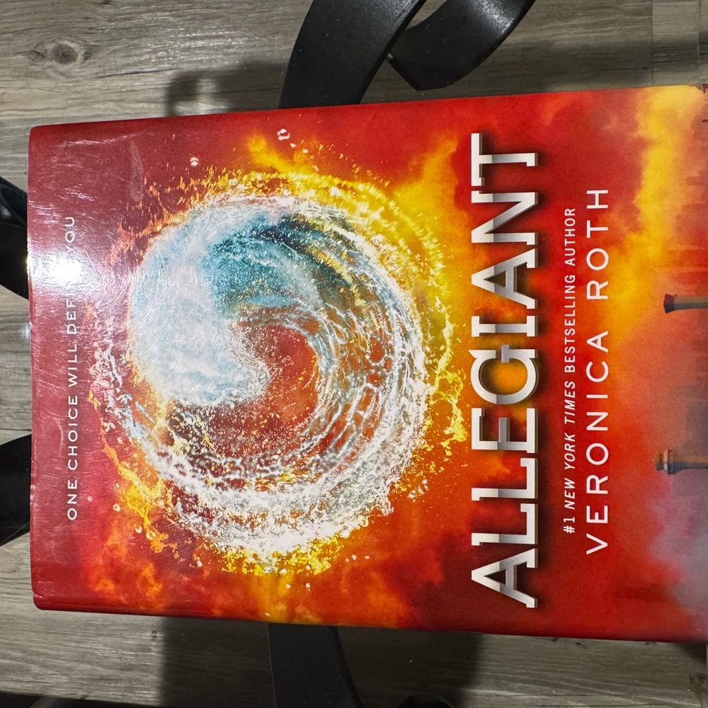 Allegiant by Veronica Roth - Red Cover Decorative Book